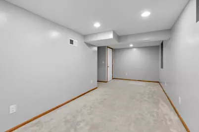 9119 Bloomington Avenue, Bloomington, MN 55425 - Photo 24