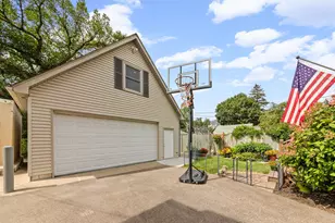 4226 Pillsbury Ave S, Minneapolis, MN 55409 - Photo 30
