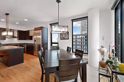 1240 S 2nd Street #1305, Minneapolis, MN 55415 - Photo 4