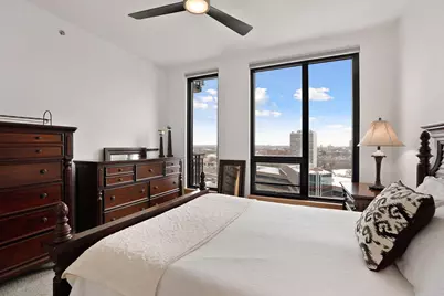 1240 S 2nd Street #1305, Minneapolis, MN 55415 - Photo 8