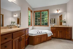9127 Alger Ct, Inver Grove Heights, MN 55077 - Photo 26
