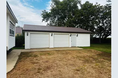617 3rd Avenue, Brewster, MN 56119 - Photo 6