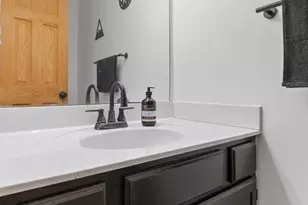 14260 Estates Ave, Apple Valley, MN 55124 - Photo 12