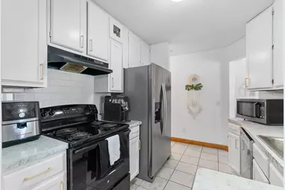 14260 Estates Avenue, Apple Valley, MN 55124 - Photo 12