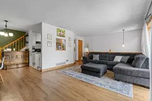 14260 Estates Ave, Apple Valley, MN 55124 - Photo 6