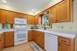 430 Lynn Rd SW, Hutchinson, MN 55350 - Photo 6
