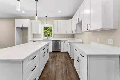 33006 Hilary Circle, Cambridge, MN 55008 - Photo 6