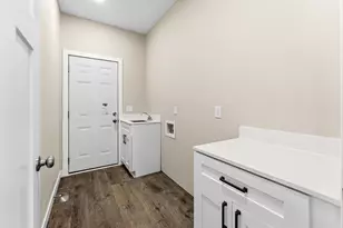 33006 Hilary Cir, Cambridge, MN 55008 - Photo 20