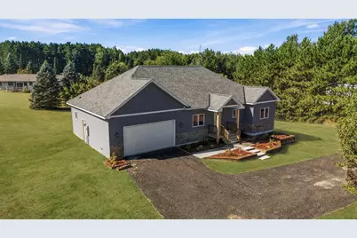 33006 Hilary Circle, Cambridge, MN 55008 - Photo 2