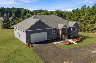 33006 Hilary Cir, Cambridge, MN 55008 - Photo 2
