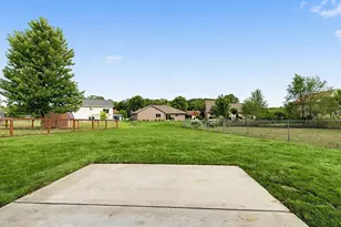 24289 Forestview Cir, Saint Augusta, MN 56301 - Photo 22