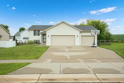 1440 Sun Rise Drive NE, Pine Island, MN 55963 - Photo 30