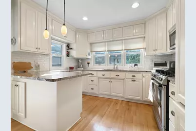 251 W Lake Street, Excelsior, MN 55331 - Photo 4