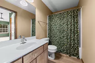 941 Newport Ave, Shakopee, MN 55379 - Photo 20