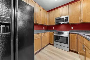 941 Newport Ave, Shakopee, MN 55379 - Photo 14