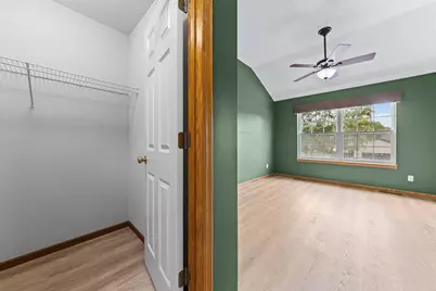 941 Newport Avenue, Shakopee, MN 55379 - Photo 22