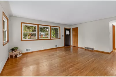 1843 Grant Road, Arden Hills, MN 55112 - Photo 2