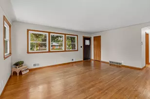 1843 Grant Rd, Arden Hills, MN 55112 - Photo 2