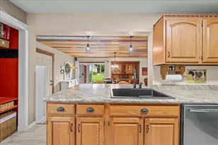 198 Ferndale Street N, Maplewood, MN 55119 - Photo 14
