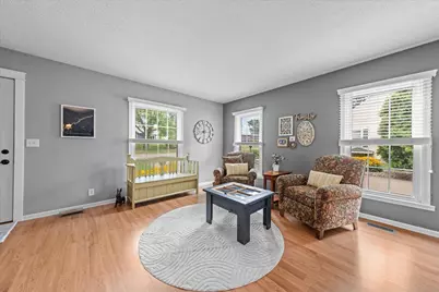 198 Ferndale Street N, Maplewood, MN 55119 - Photo 4