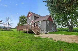 28113 570th Ave, Austin, MN 55912 - Photo 2