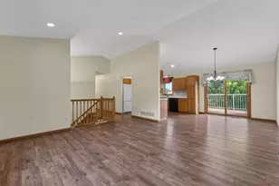 501 Carter Dr, Northfield, MN 55057 - Photo 6
