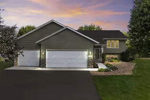 501 Carter Dr, Northfield, MN 55057 - Photo 2