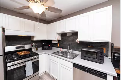 557 Kendall Drive, Hastings, MN 55033 - Photo 4