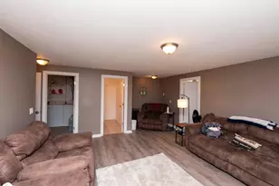 557 Kendall Dr, Hastings, MN 55033 - Photo 16