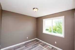 557 Kendall Dr, Hastings, MN 55033 - Photo 10