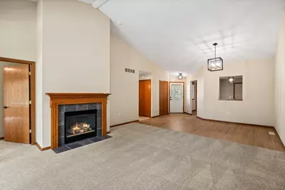 18655 Kalmar Trail, Lakeville, MN 55044 - Photo 4