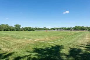 1989 Foxridge Rd, Saint Paul, MN 55119 - Photo 36