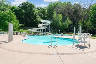 1989 Foxridge Rd, Saint Paul, MN 55119 - Photo 32