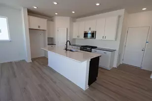 3034 Trinity Dr, Shakopee, MN 55379 - Photo 4