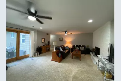 421 Meredith Road, Albert Lea, MN 56007 - Photo 14