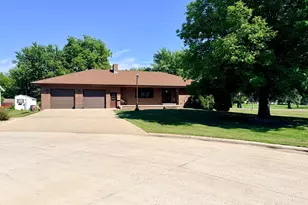 1604 Birchwood Pl, Worthington, MN 56187 - Photo 42