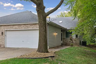 695 Emerald Ridge, Roseville, MN 55113 - Photo 1