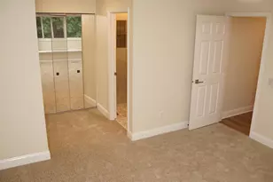 330 Pondridge Cir, Wayzata, MN 55391 - Photo 14