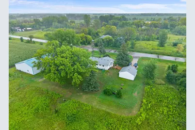 8225 20th Avenue, Lino Lakes, MN 55038 - Photo 4