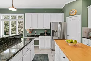 23 Ashbury Ct, Hudson, WI 54016 - Photo 12