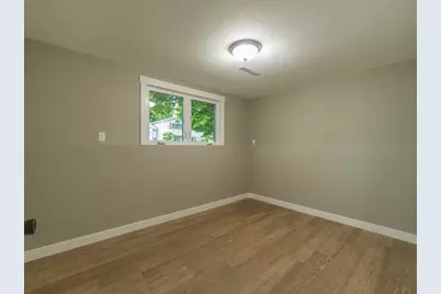 1208 Crestview Road, Albert Lea, MN 56007 - Photo 16