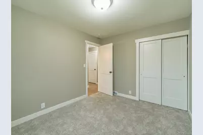 1208 Crestview Road, Albert Lea, MN 56007 - Photo 12