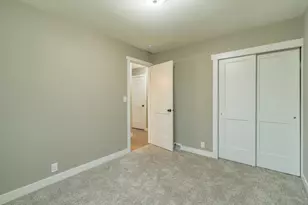 1208 Crestview Rd, Albert Lea, MN 56007 - Photo 12