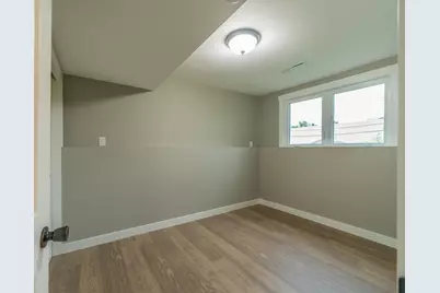 1208 Crestview Road, Albert Lea, MN 56007 - Photo 18