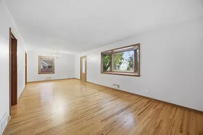 7720 Edgebrook Drive, Saint Louis Park, MN 55426 - Photo 10