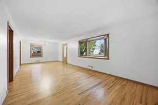 7720 Edgebrook Dr, Saint Louis Park, MN 55426 - Photo 10
