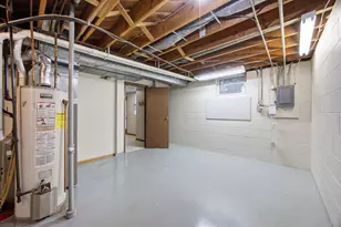 7720 Edgebrook Dr, Saint Louis Park, MN 55426 - Photo 28