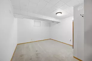 7720 Edgebrook Dr, Saint Louis Park, MN 55426 - Photo 24