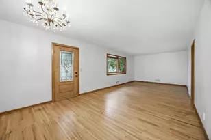 7720 Edgebrook Dr, Saint Louis Park, MN 55426 - Photo 8