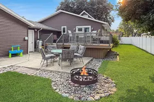 509 S Lake St, Sherburn, MN 56171 - Photo 10